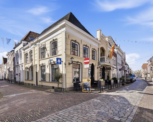 Belegging, investering, 331 m2