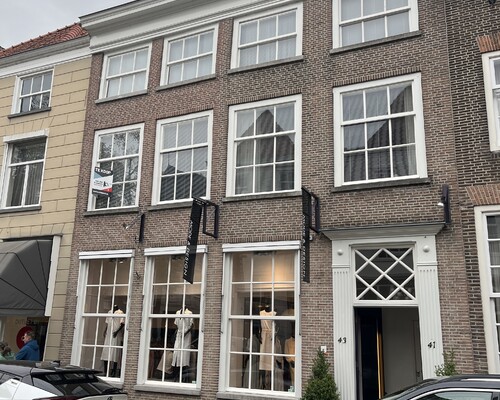 Voormalige modezaak 180m2