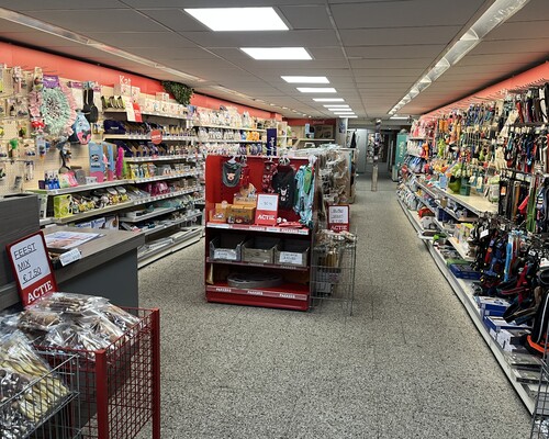 Bedrijfsruimte met bovenwoning