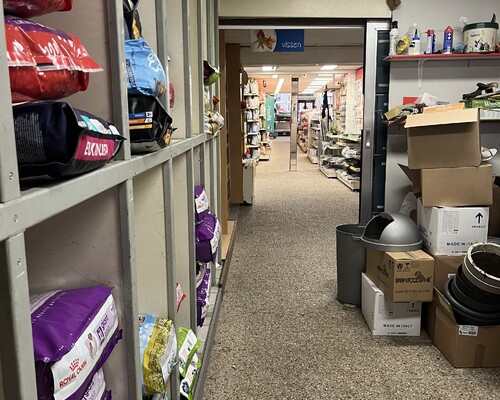 Bedrijfsruimte met bovenwoning