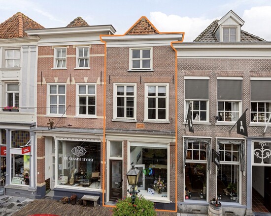 65 m2 Winkelruimte